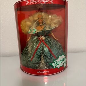 Mattel Barbie 1995 Happy Holidays Special Edition 14123 NIB. Never opened.